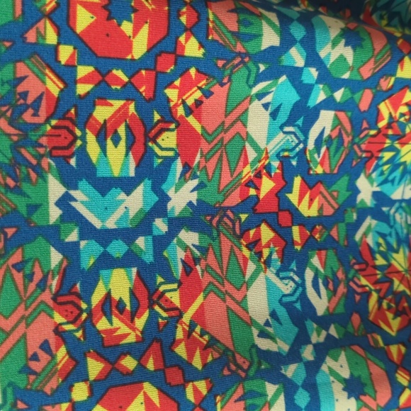 Colorful Patterned Women's Top - Picture 3 of 4
